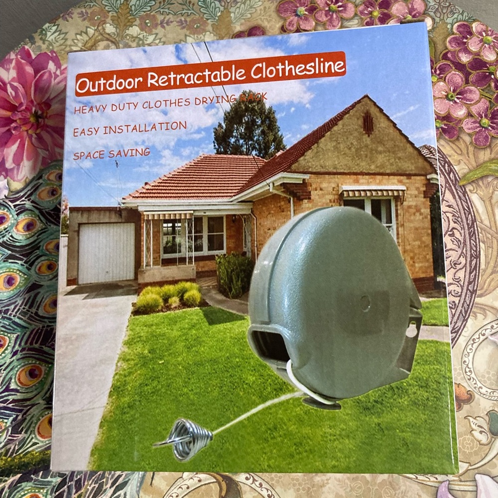 Outdoor Retractable Clothesline